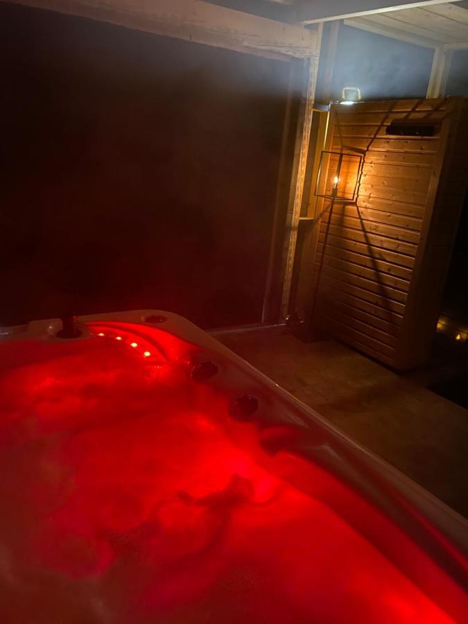 Loveyou Villalunoterie Futuroscope Piscine Spa 4Pers Oyre Екстер'єр фото